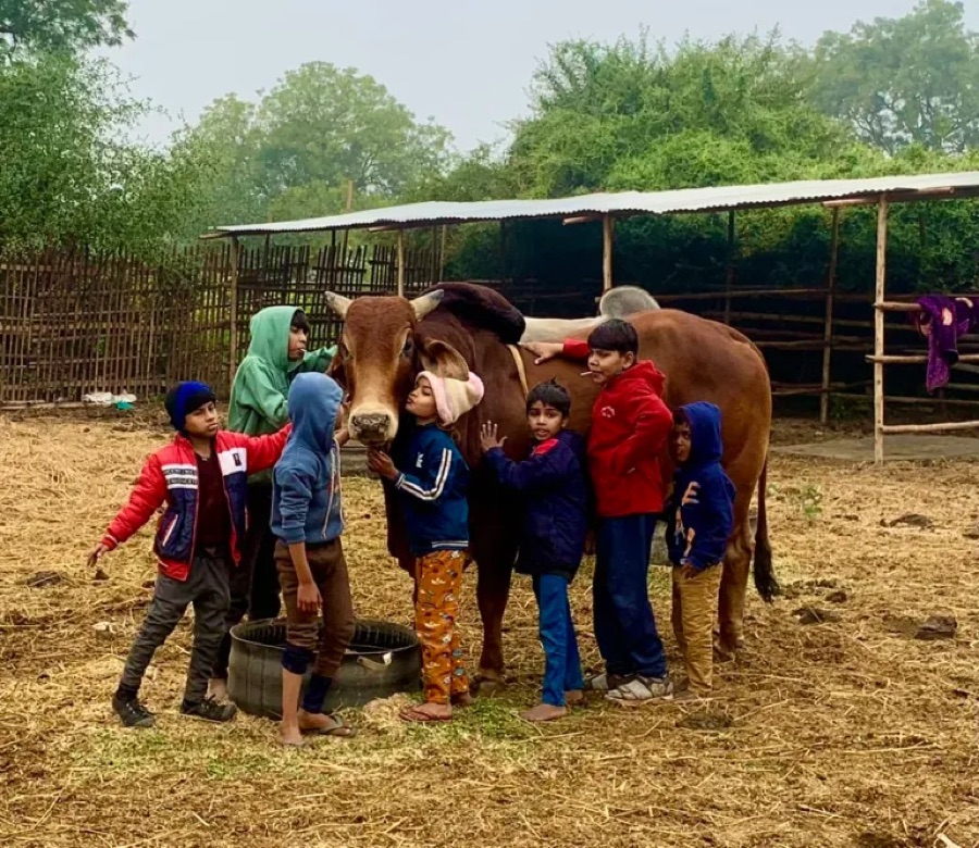 Children at the sanctuary